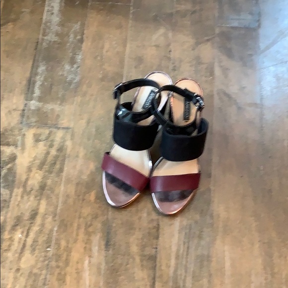 Sandals - Picture 2 of 2